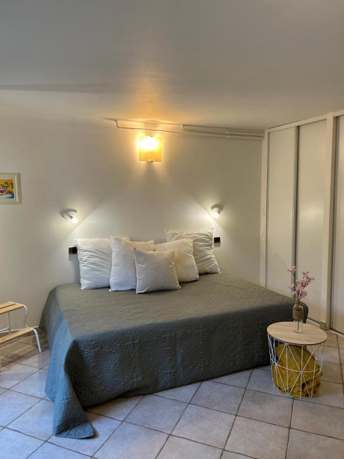 Apartment Beautiful Studio + Large Terrace Near The Beaches. *