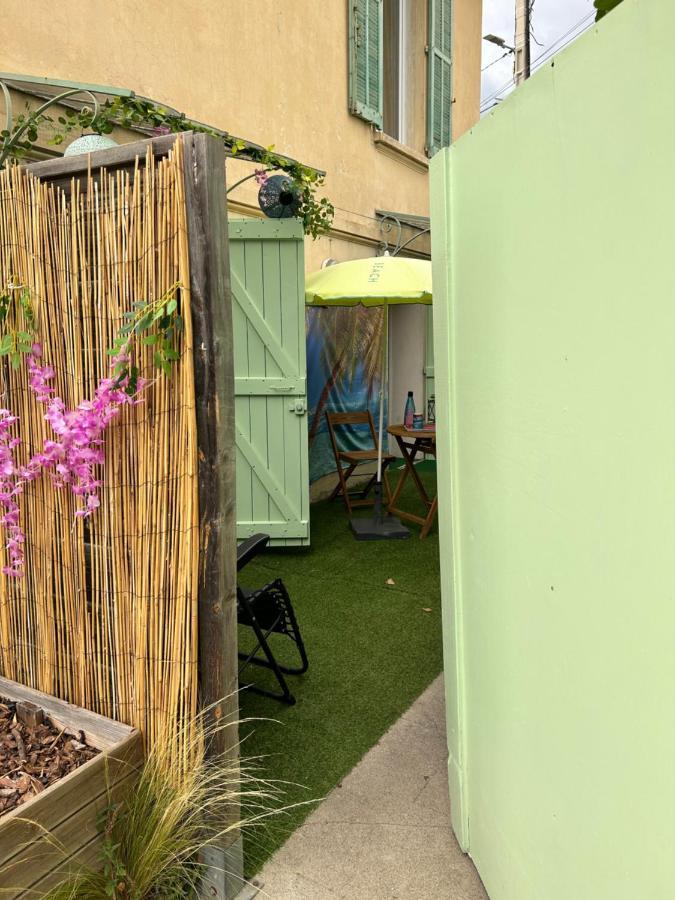 Apartment Beautiful Studio + Large Terrace Near The Beaches. Antibes